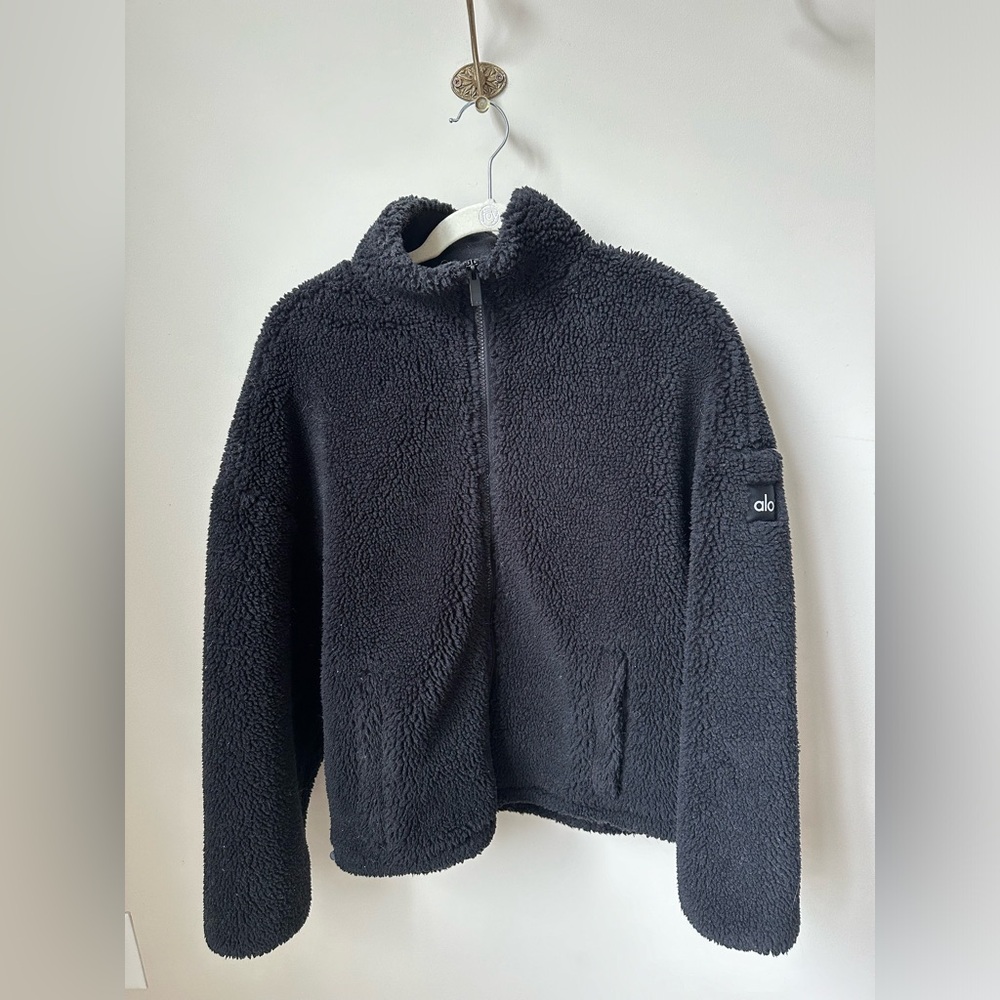 Alo Yoga Sherpa Jacket